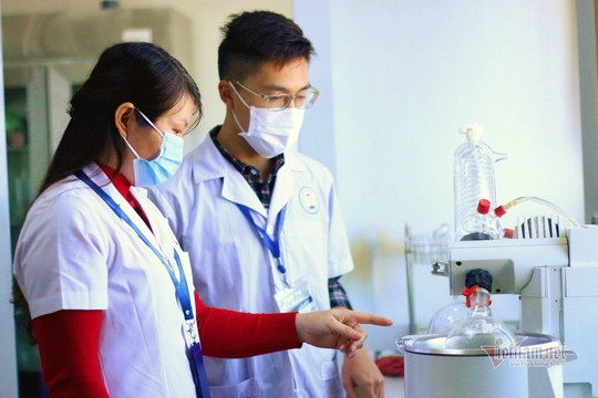 Hơn 300 bác sĩ trúng tuyển nội trú ĐH Y Dược TPHCM 2026 sau cải cách tuyển sinh