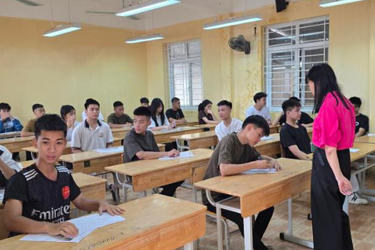 Chống gian lận thi cử: Phòng ngừa từ gốc, nâng cao trách nhiệm của nhà trường