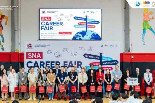 Trường Quốc tế IB toàn phần SNA tổ chức Ngày hội nghề nghiệp