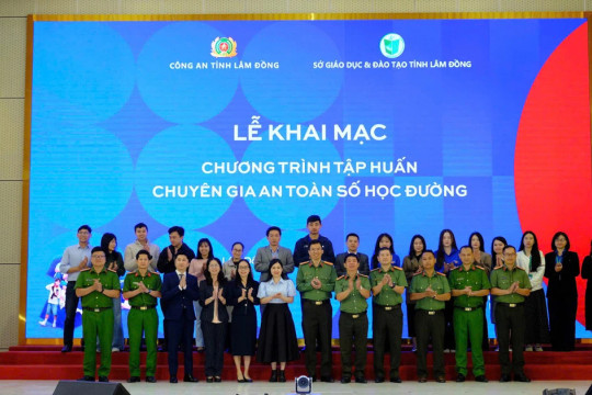 Tập huấn chuyên gia an toàn số học đường, bảo vệ trẻ em trên không gian mạng