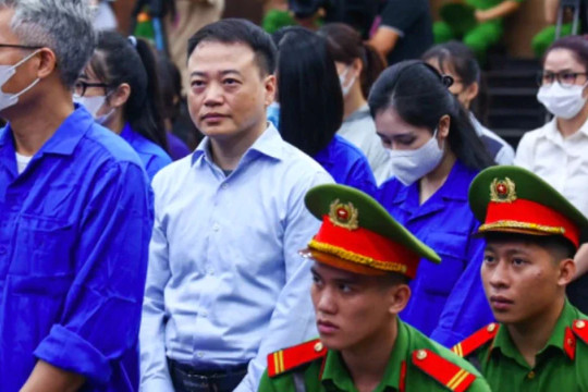 Hai nữ trợ thủ giúp Shark Bình vận hành hệ thống rửa tiền, đối phó cơ quan điều tra