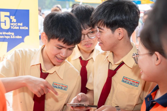 Dữ liệu đại học 'đúng, đủ, sạch, sống': Lợi ích cho nhà trường và người học