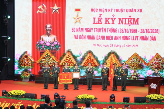 Học viện Kỹ thuật quân sự đón nhận danh hiệu Anh hùng Lực lượng vũ trang nhân dân