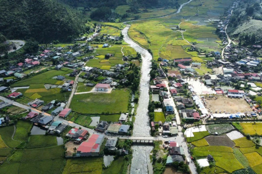 Nông thôn xã Ngọc Chiến ngày càng đổi thay, đời sống người dân được nâng cao
