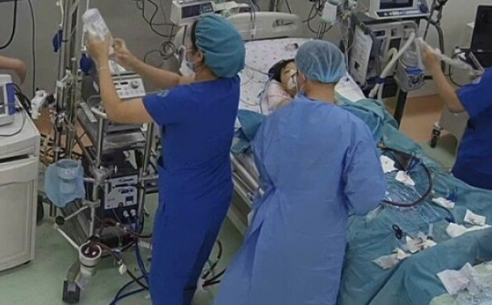 Bé 7 tuổi nguy kịch, phù phổi cấp, viêm cơ tim tối cấp vì cúm A