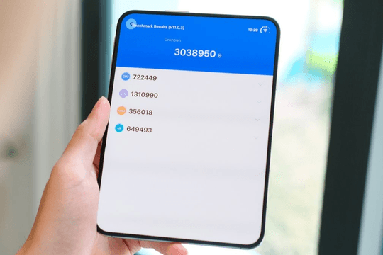 Điểm AnTuTu, Geekbench iPhone Duo: Test pin thực tế khi dùng