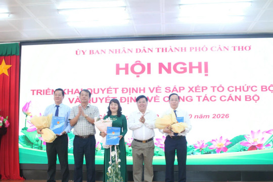 TP Cần Thơ công bố quyết định sắp xếp, tổ chức bộ máy các trường cao đẳng
