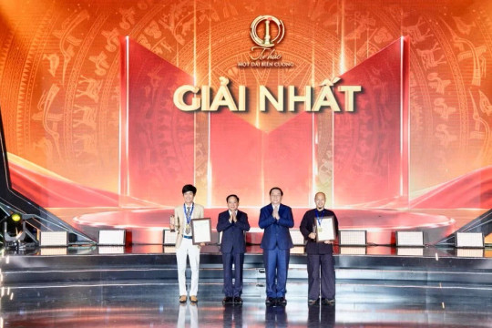 Trao giải ảnh nghệ thuật cấp Quốc gia ‘Tự hào một dải biên cương’ lần thứ IV