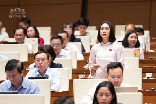 Đại biểu Quốc hội đề nghị sớm triển khai các chính sách theo Luật Nhà giáo