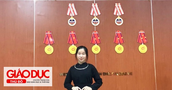 Nữ thủ khoa người Tày đam mê các môn lí luận chính trị